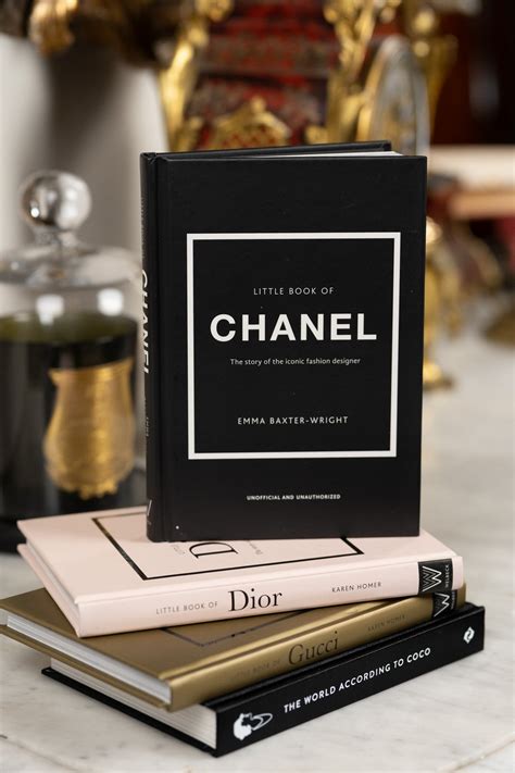 Little Book of Chanel .